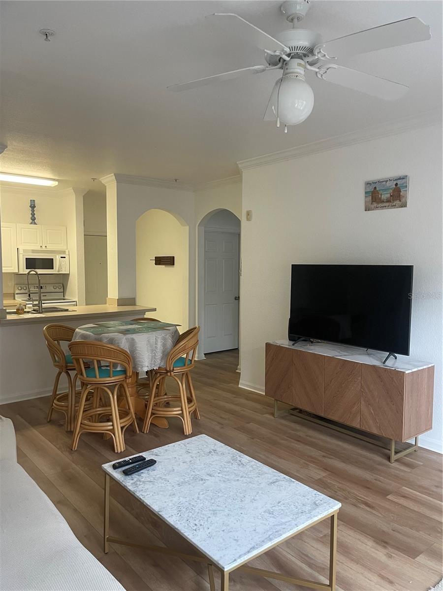 RESIDENCE AT RENAISSANCE - Residential Lease