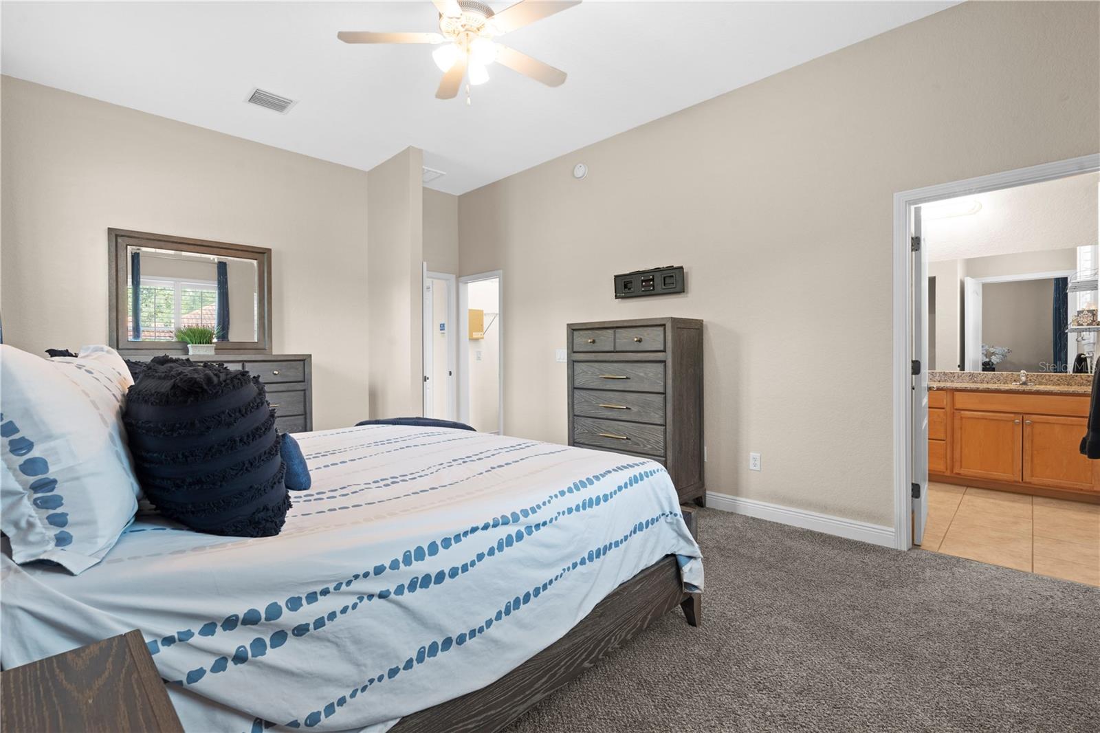 TOWNHOMES AT CYPRESS - Residential