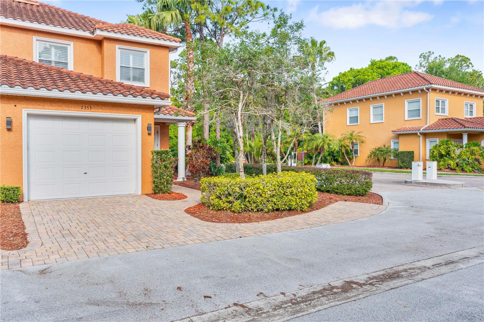 TOWNHOMES AT CYPRESS - Residential