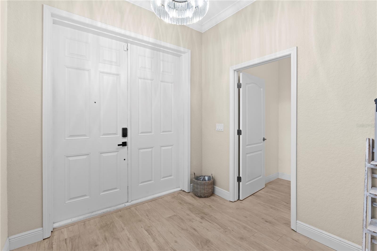 TOWNHOMES AT CYPRESS - Residential