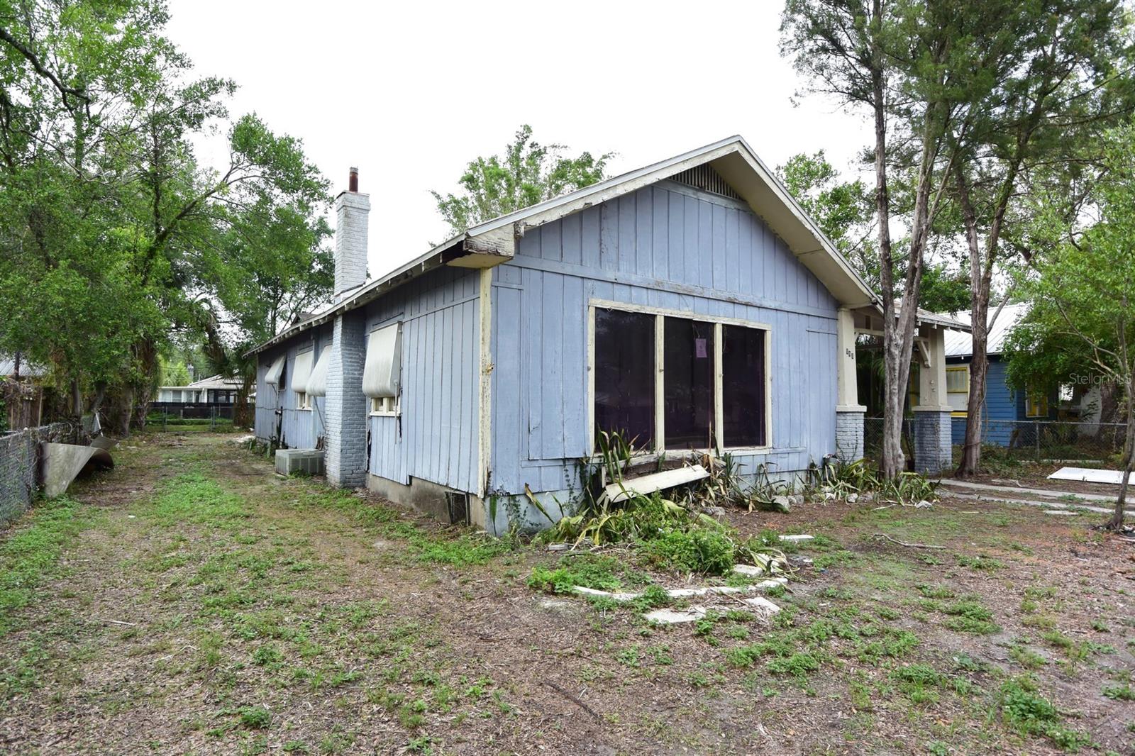 111 W POWHATAN AVENUE