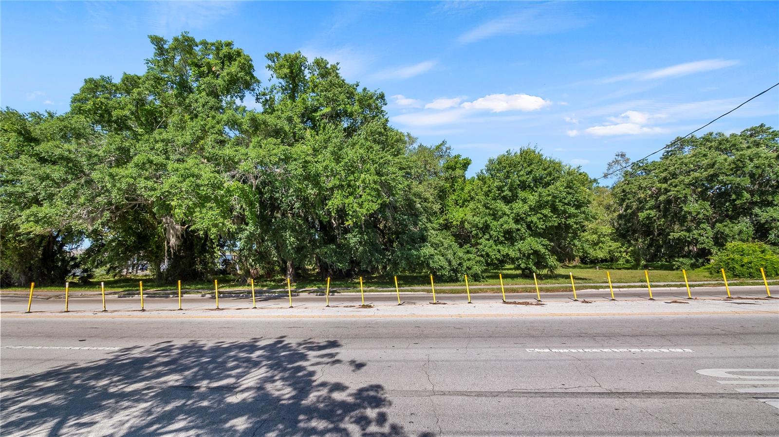 AMBASSADOR PARK - Land