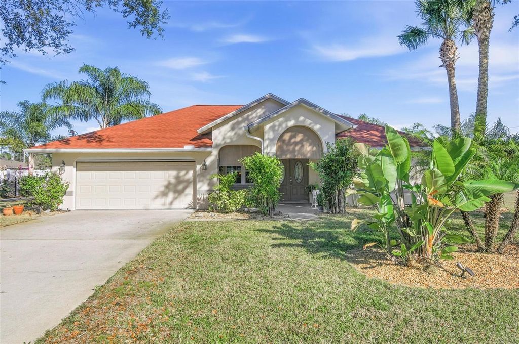 Photo of 2 Seville Place, Palm Coast, FL 32164 (MLS # FC315370)