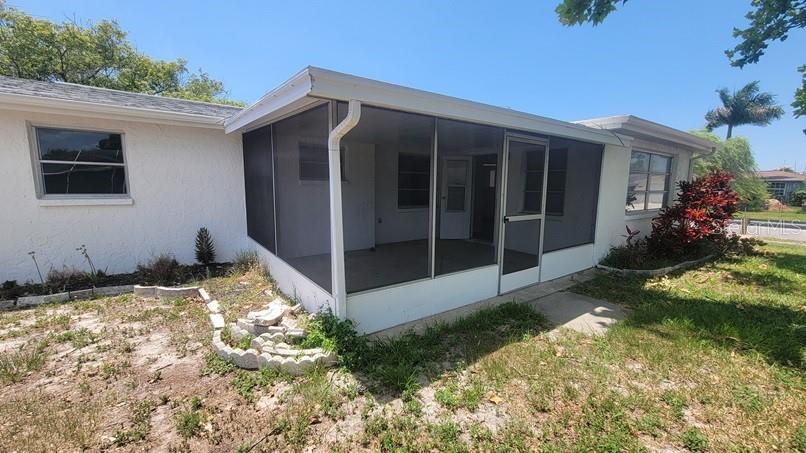 REGENCY PARK - Residential Lease