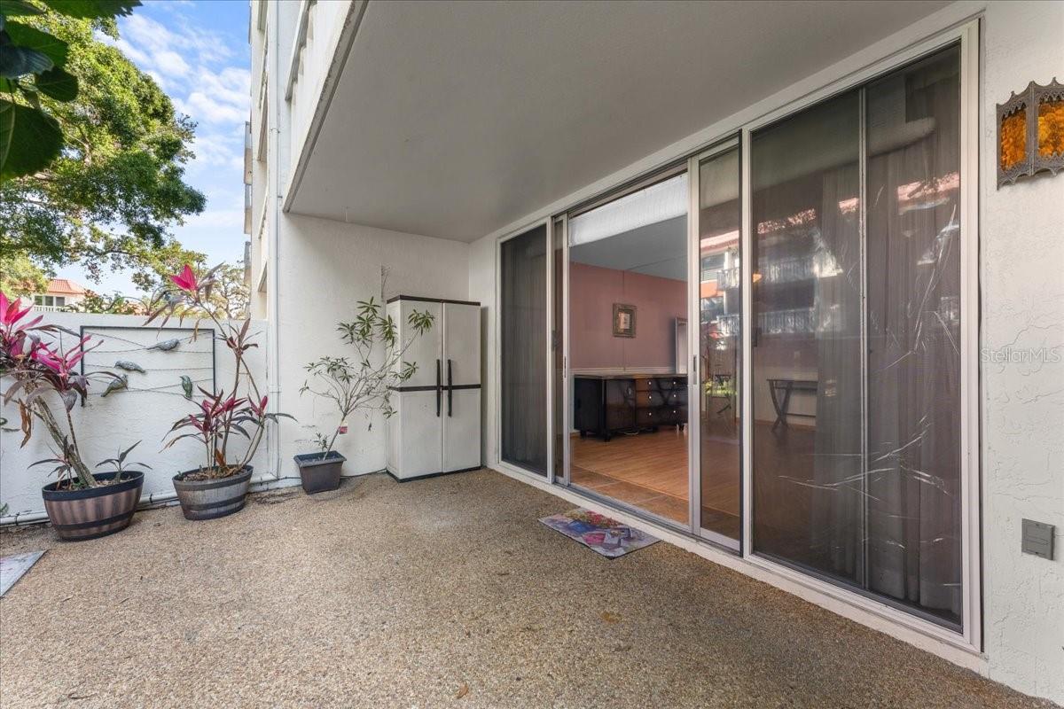SEVILLE CONDO 11 - Residential