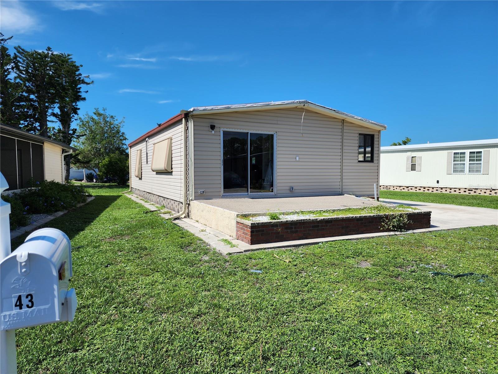 POLYNESIAN VILLAGE - Residential