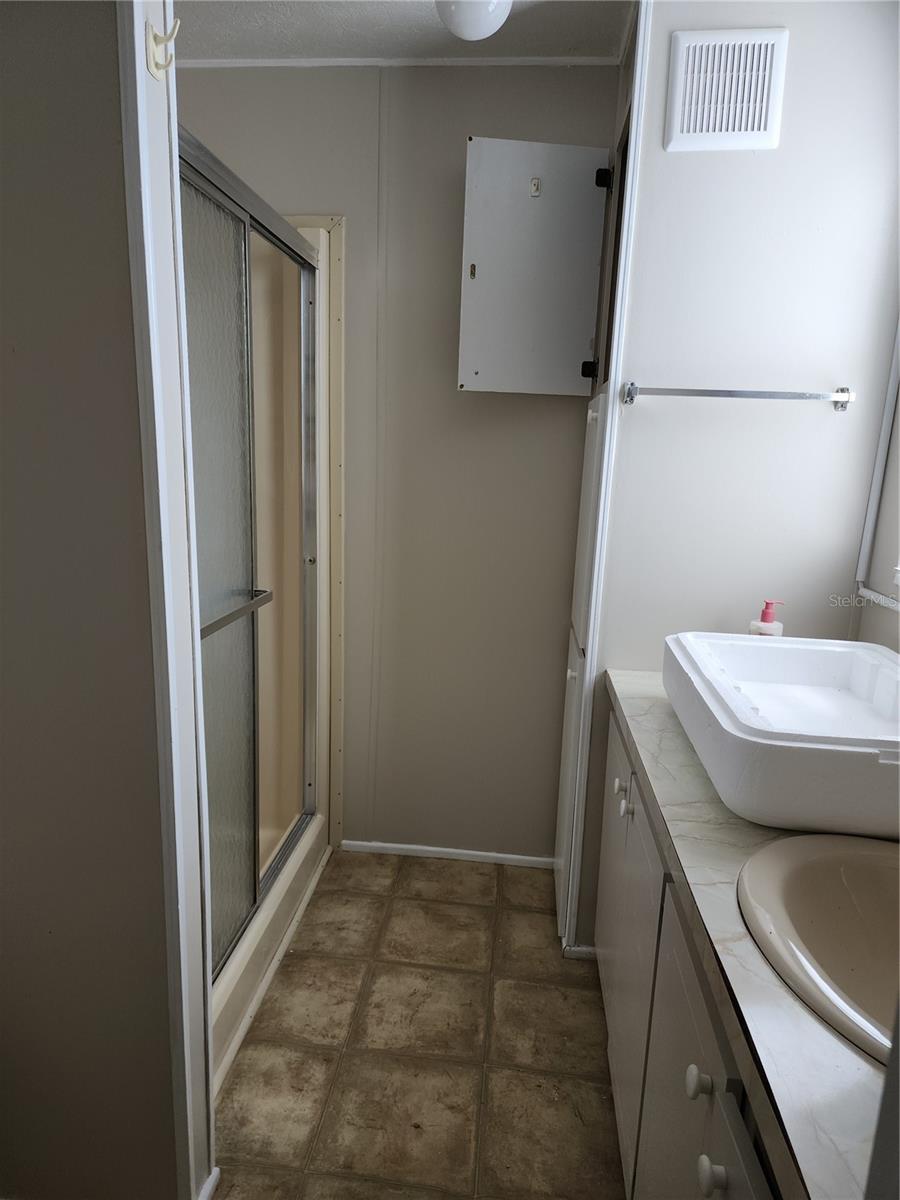 POLYNESIAN VILLAGE - Residential