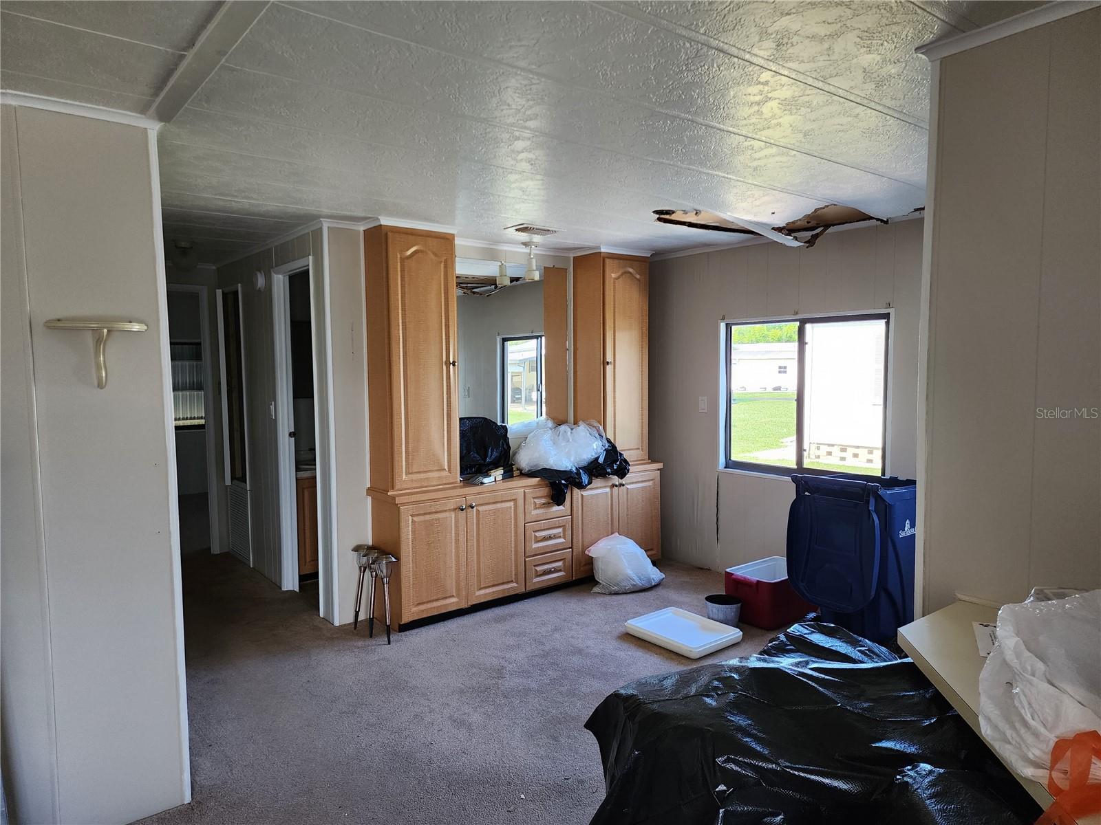 POLYNESIAN VILLAGE - Residential