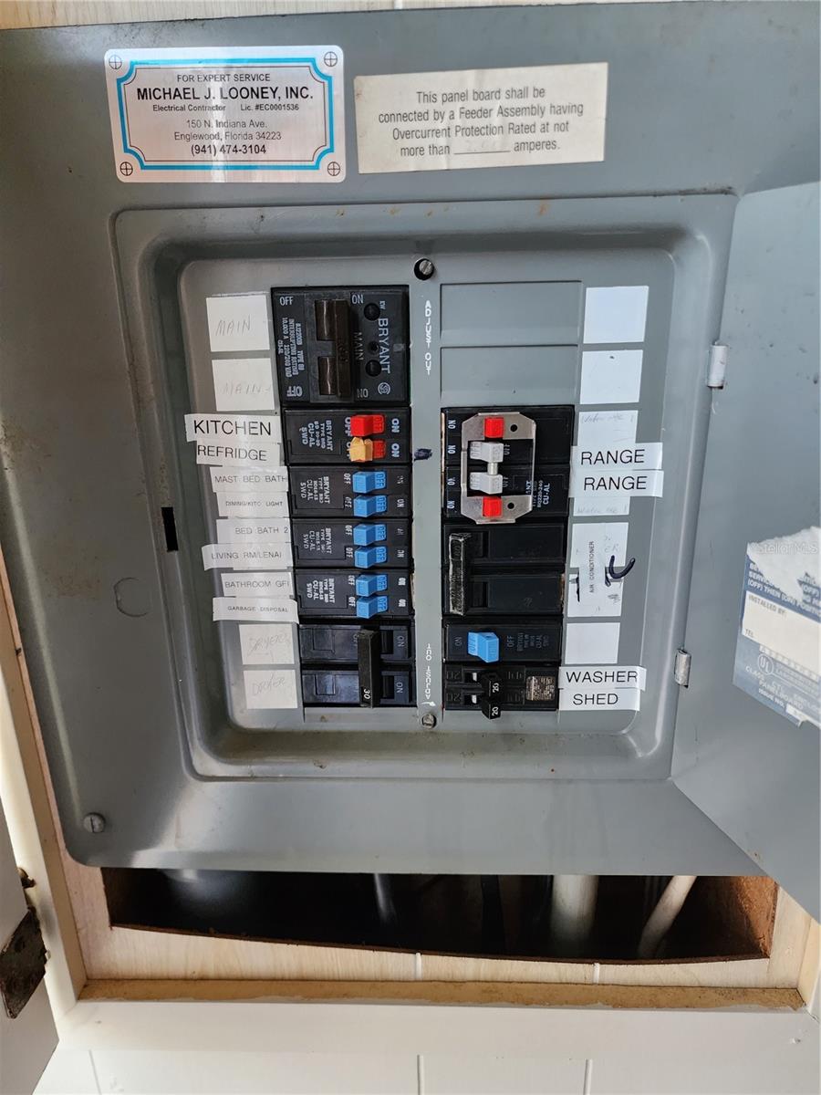 POLYNESIAN VILLAGE - Residential