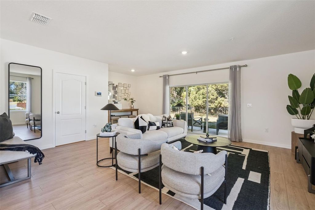 Photo of 3583 Wye Oak Drive, Apopka, FL 32703 (MLS # O6403077)