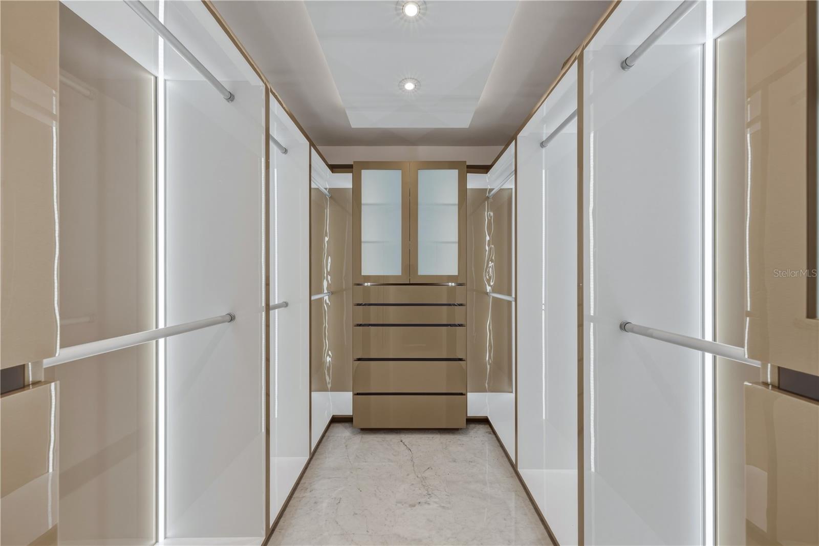 CONDADO - Residential