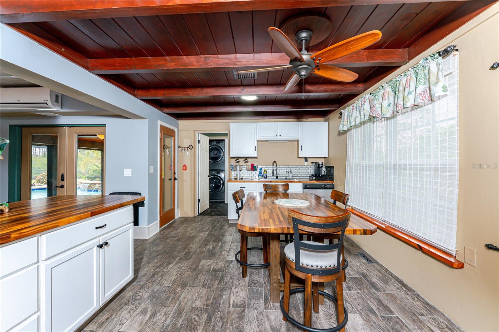 GROVE CITY TERRACE - Residential