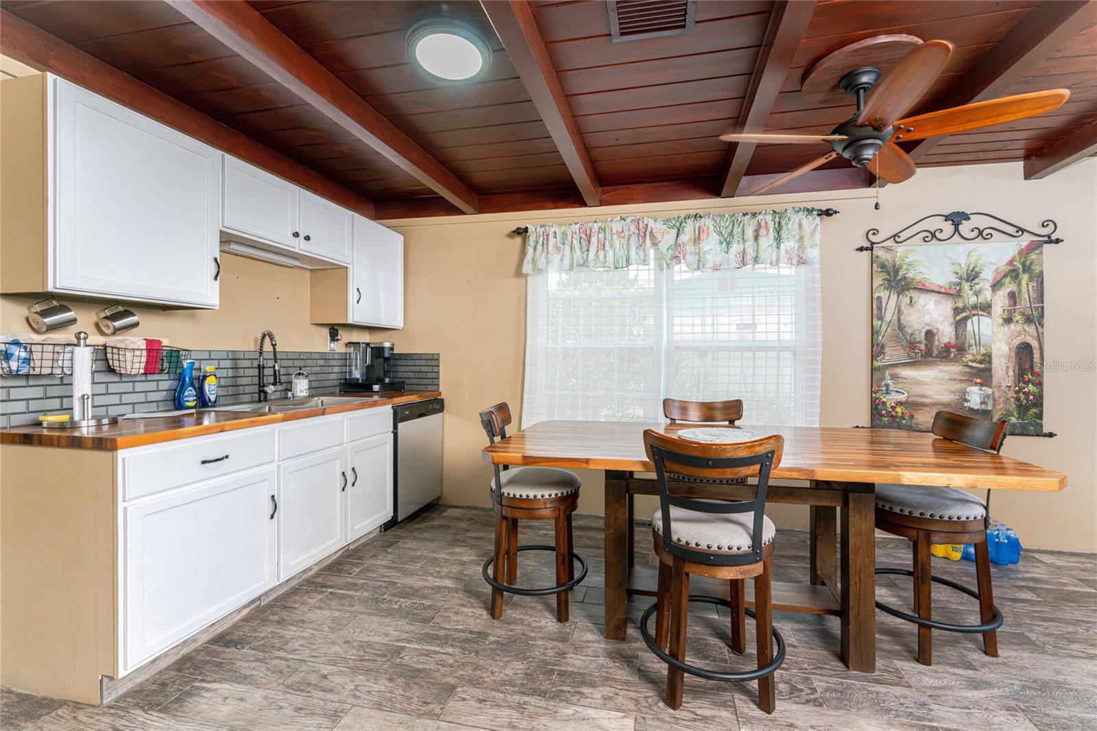 GROVE CITY TERRACE - Residential