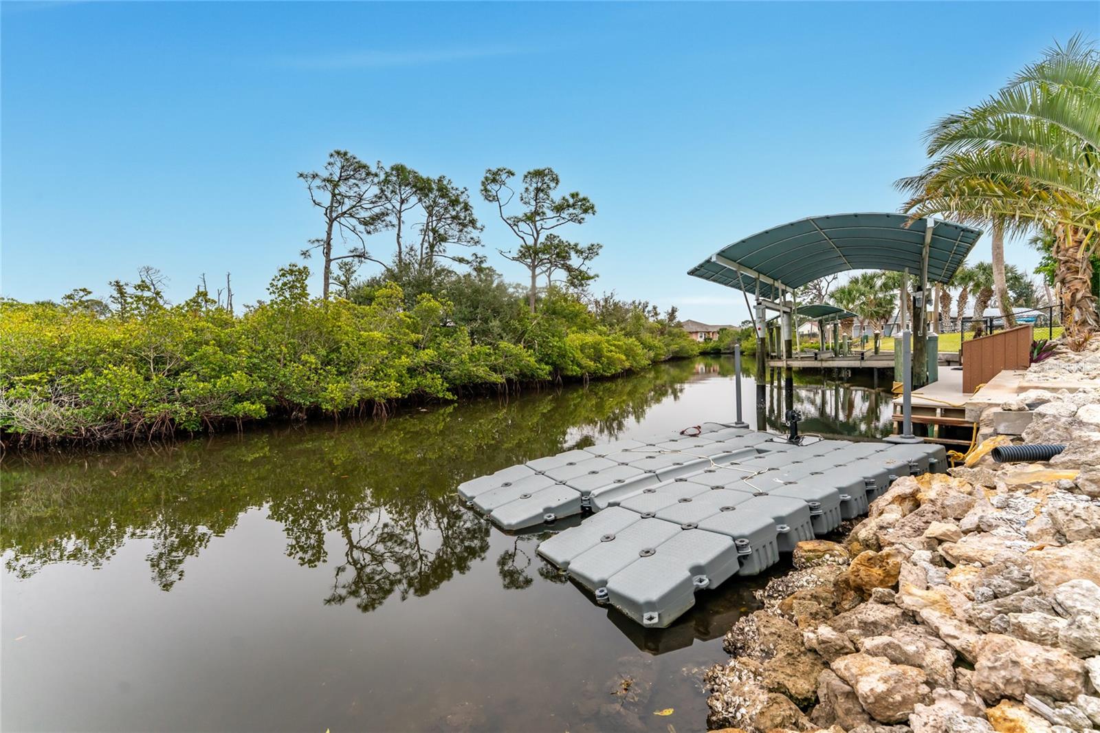 GROVE CITY TERRACE - Residential