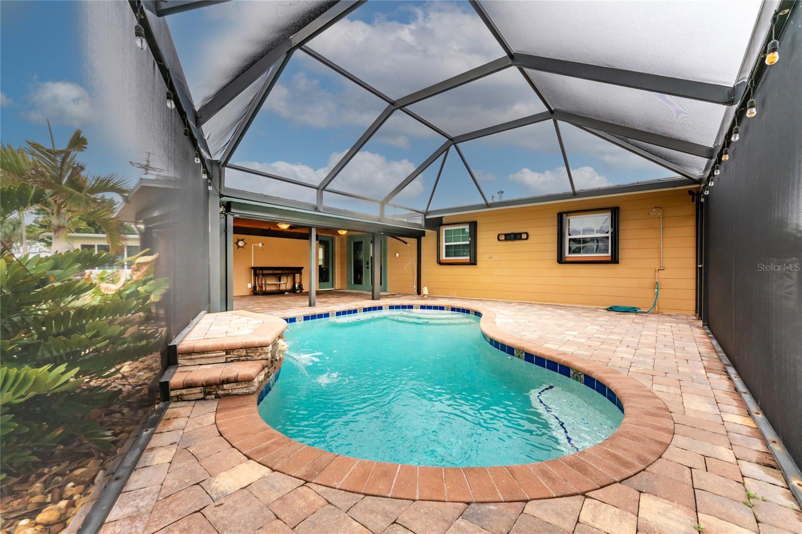 GROVE CITY TERRACE - Residential