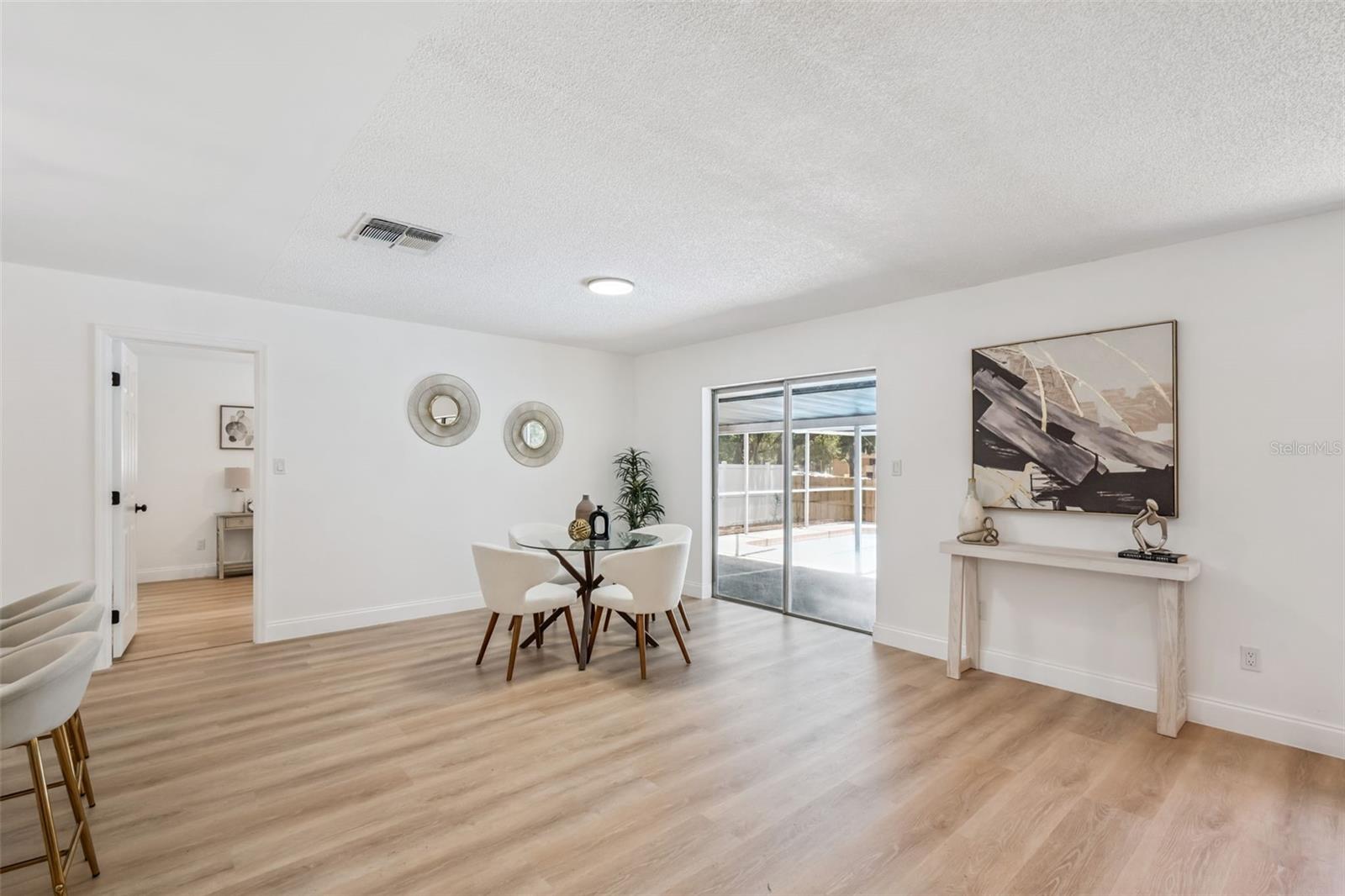 336 TANGERINE STREET