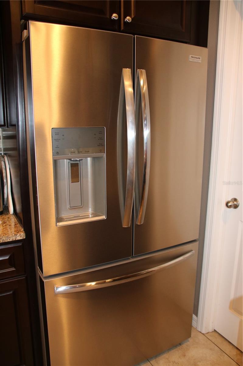 TOWNHOMES AT BRITTANY PARK - Residential