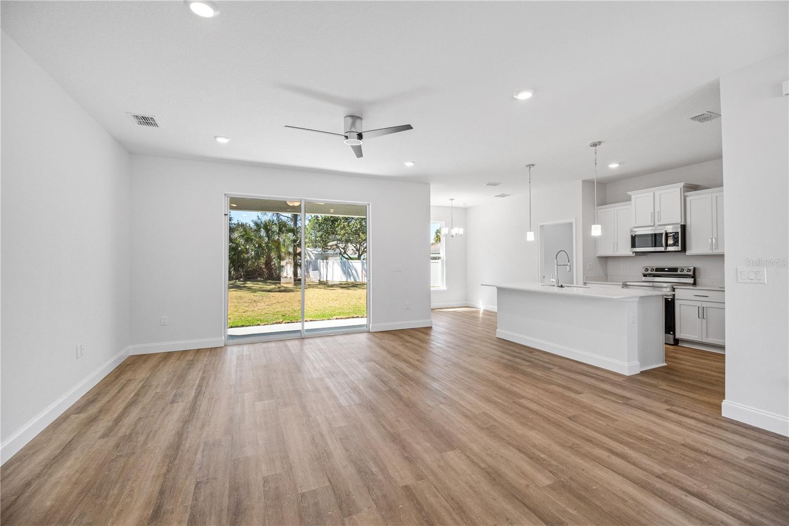 99 PRINCESS RUTH LANE