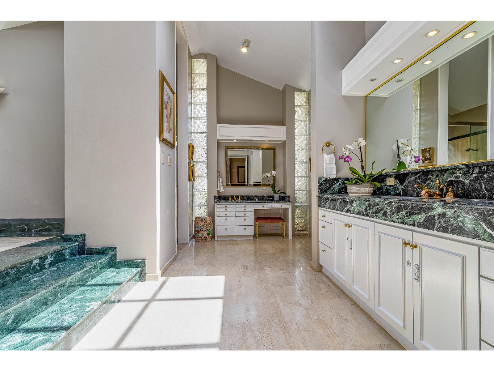 SAN PATRICIO - Residential