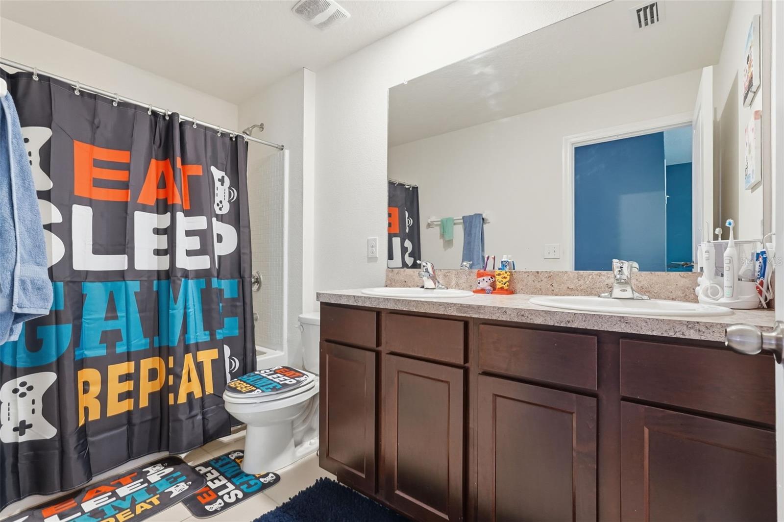 ZEPHYR LAKES SUB - Residential