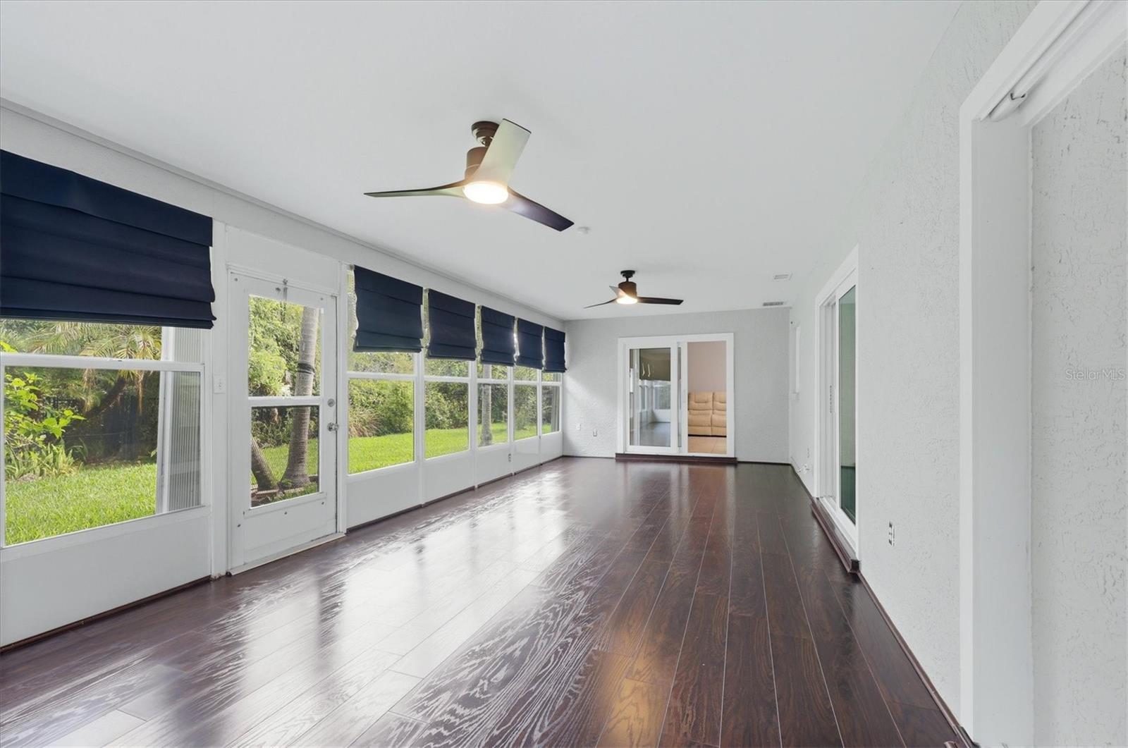 COLONIAL OAKS - Residential