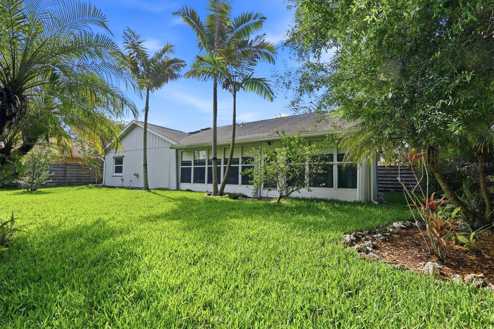 COLONIAL OAKS - Residential