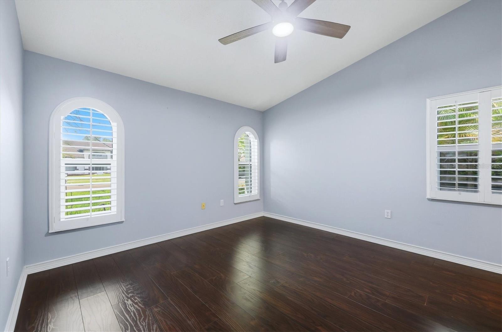 COLONIAL OAKS - Residential