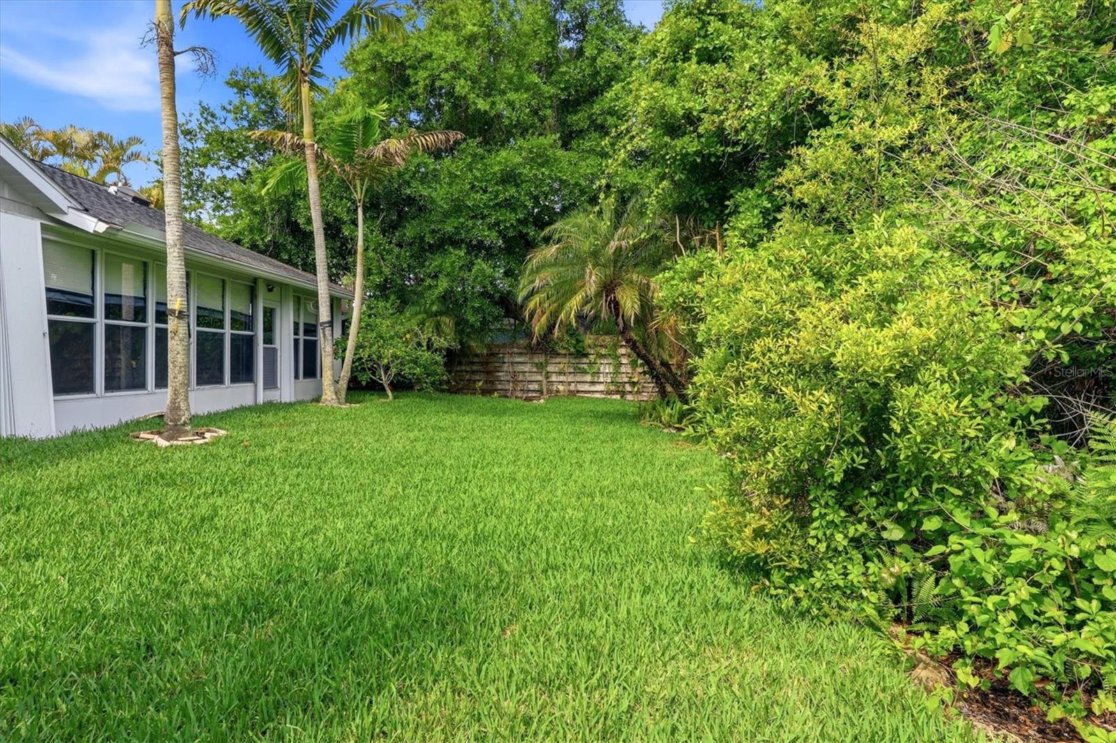 COLONIAL OAKS - Residential