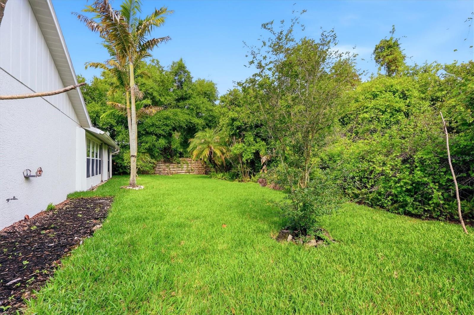 COLONIAL OAKS - Residential