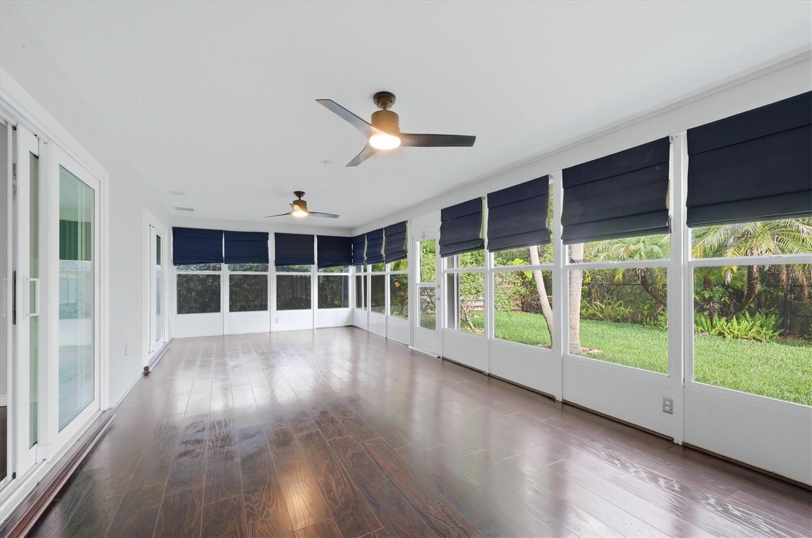 COLONIAL OAKS - Residential