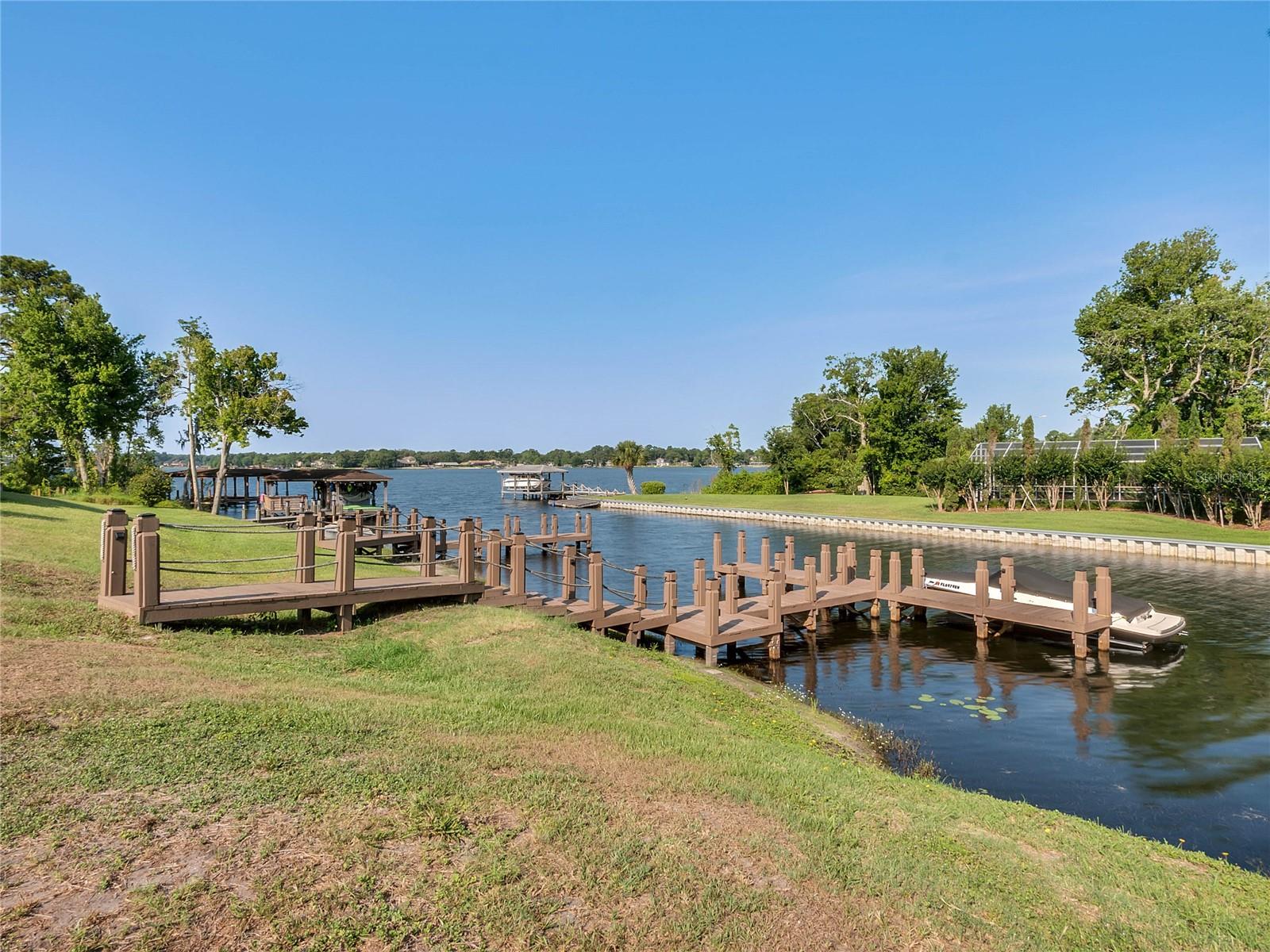 SWEETWATER OAKS SEC 06 - Residential