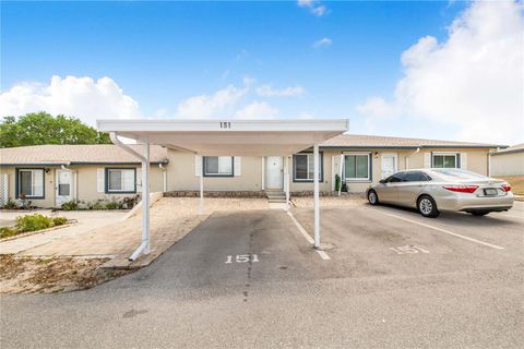 Photo of 151 Winter Ridge Drive #151, Winter Haven, FL 33881 (MLS # P4934631)