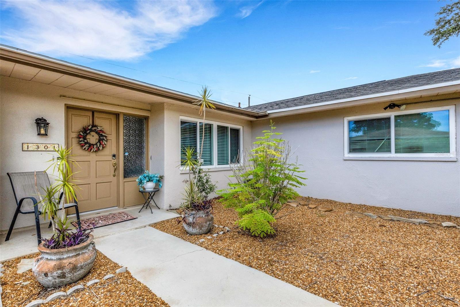 1301 LAKESIDE DRIVE