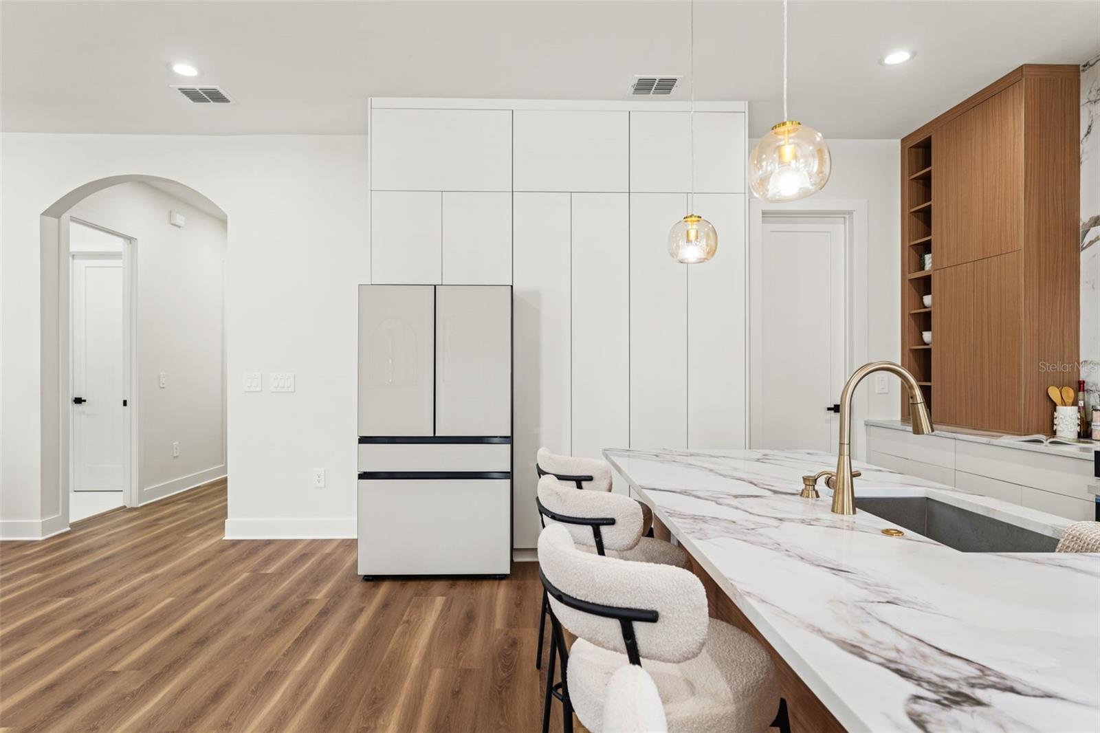 ALSTON HEIGHTS - Residential