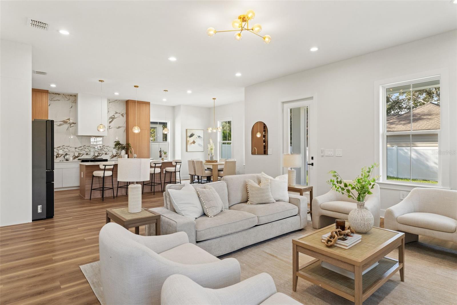 ALSTON HEIGHTS - Residential