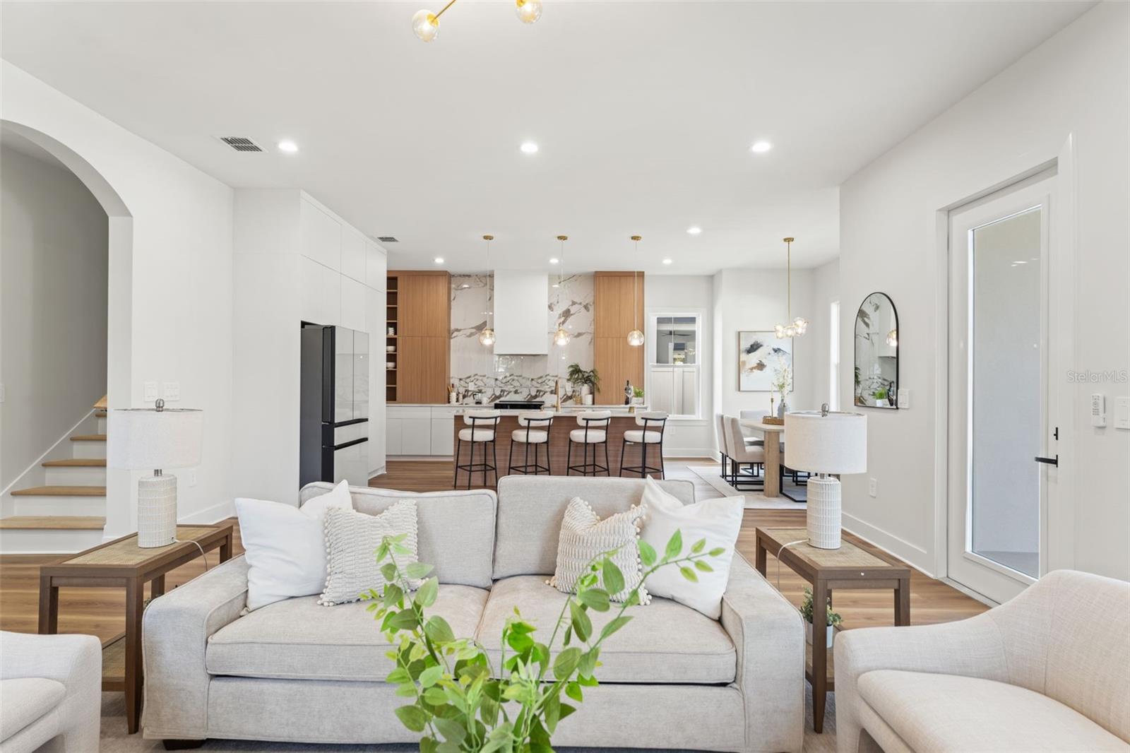 ALSTON HEIGHTS - Residential