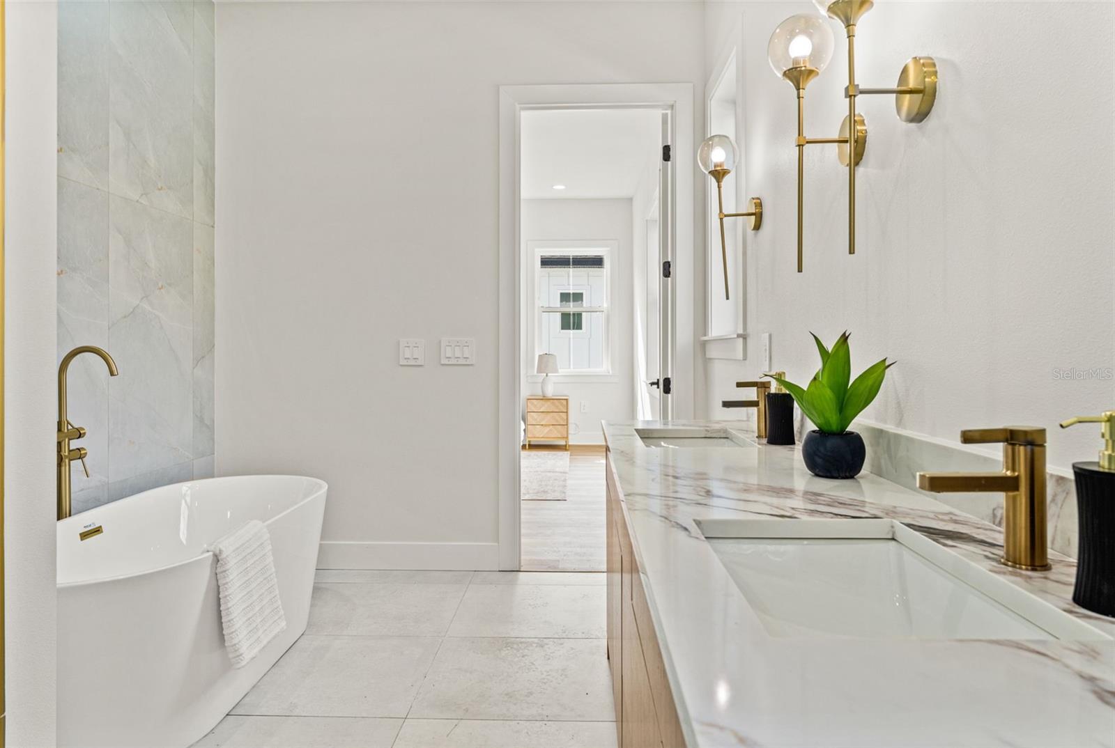 ALSTON HEIGHTS - Residential