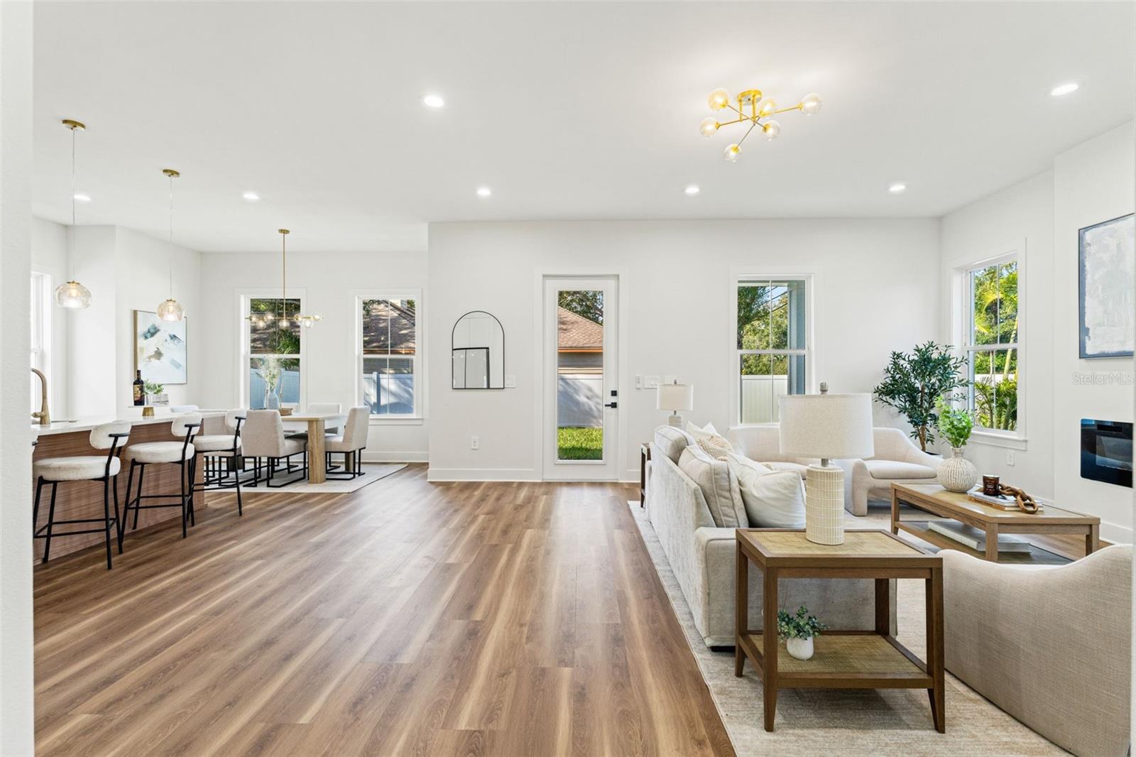 ALSTON HEIGHTS - Residential