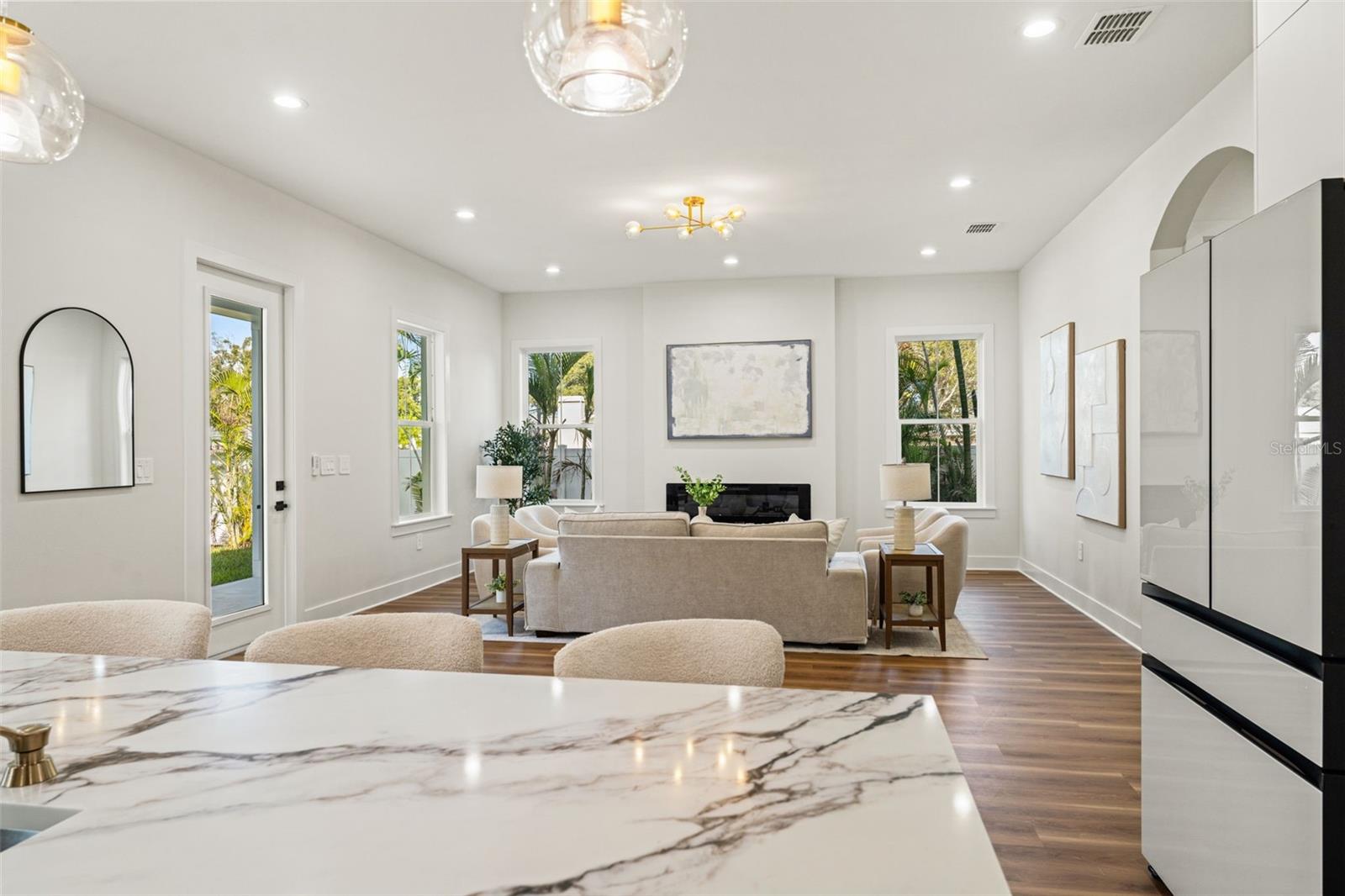 ALSTON HEIGHTS - Residential