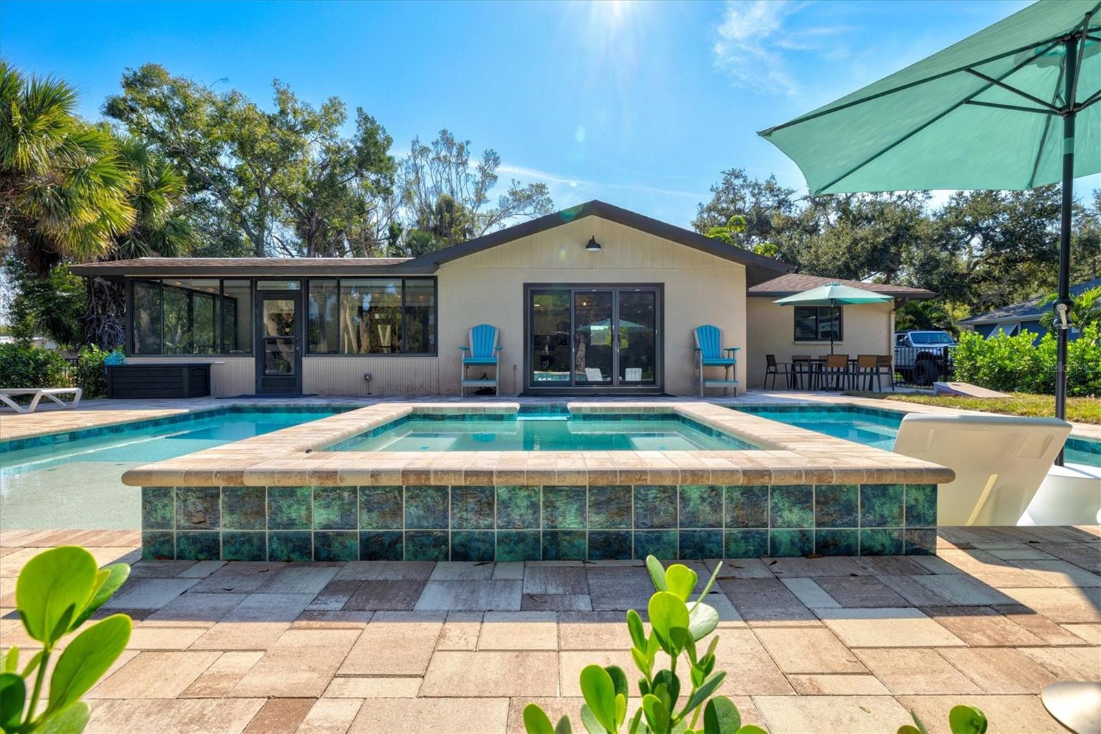 PALMER SUB - Residential Lease