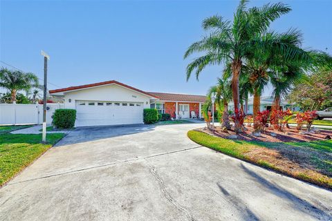 A home in LARGO