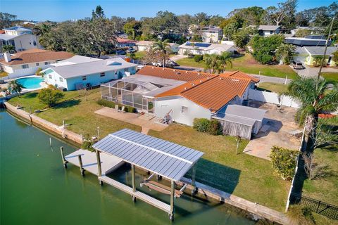 A home in LARGO