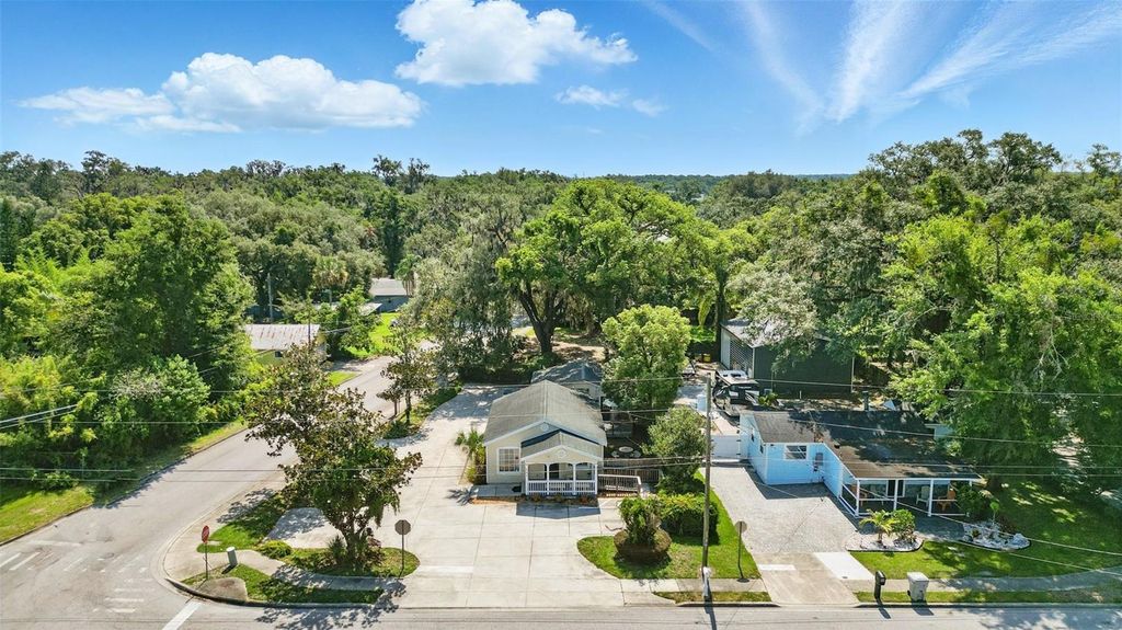 Photo of 205 S Highland Avenue, Apopka, FL 32703 (MLS # O6311005)