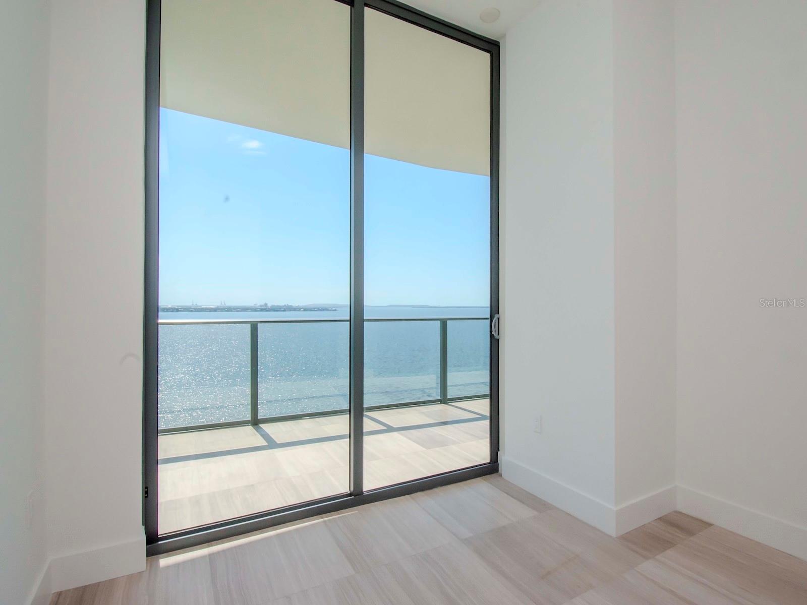 3105 BAY OAKS CONDOMINIUM UNIT 1002 - Residential