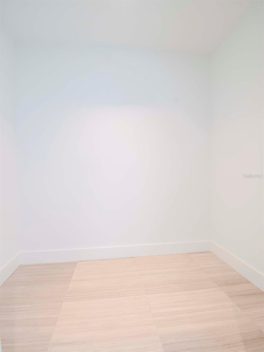 3105 BAY OAKS CONDOMINIUM UNIT 1002 - Residential