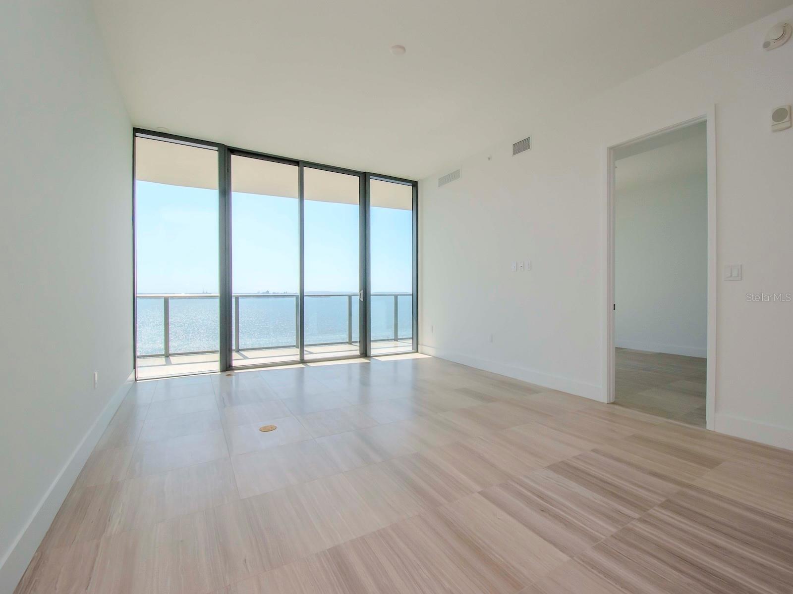 3105 BAY OAKS CONDOMINIUM UNIT 1002 - Residential