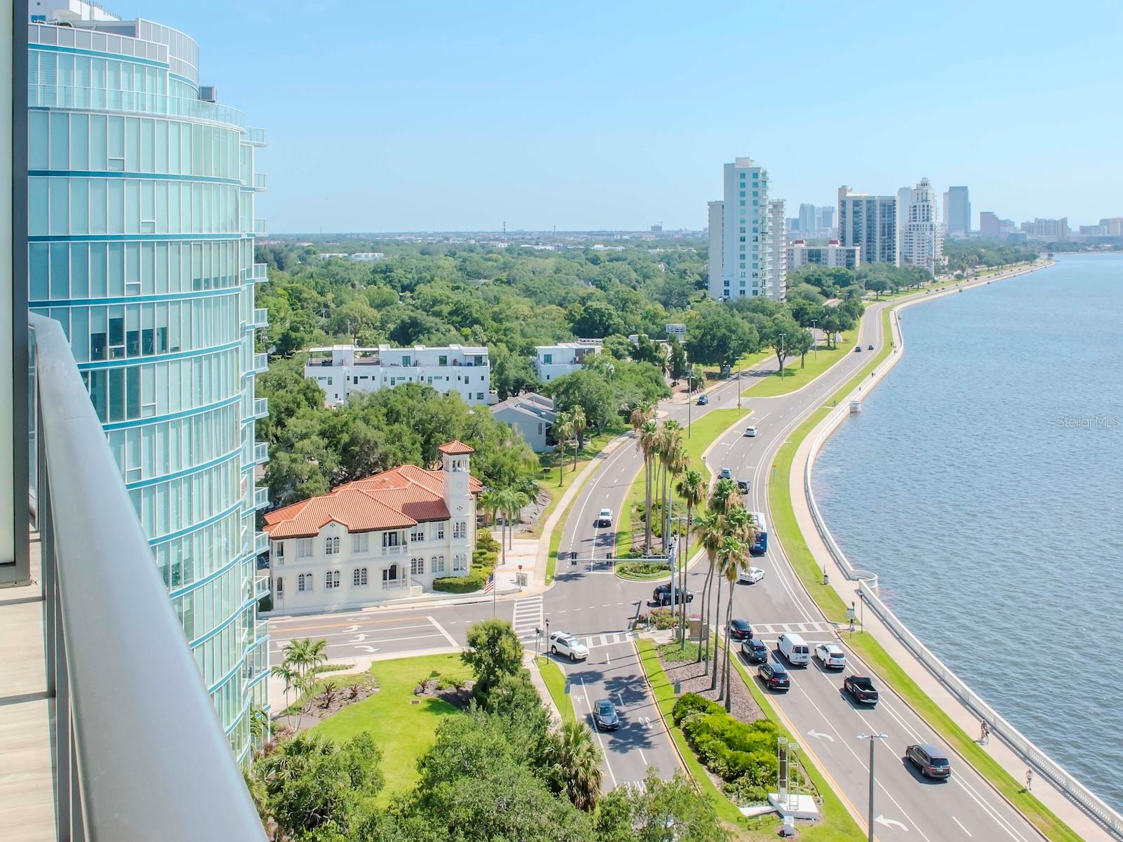 3105 BAY OAKS CONDOMINIUM UNIT 1002 - Residential