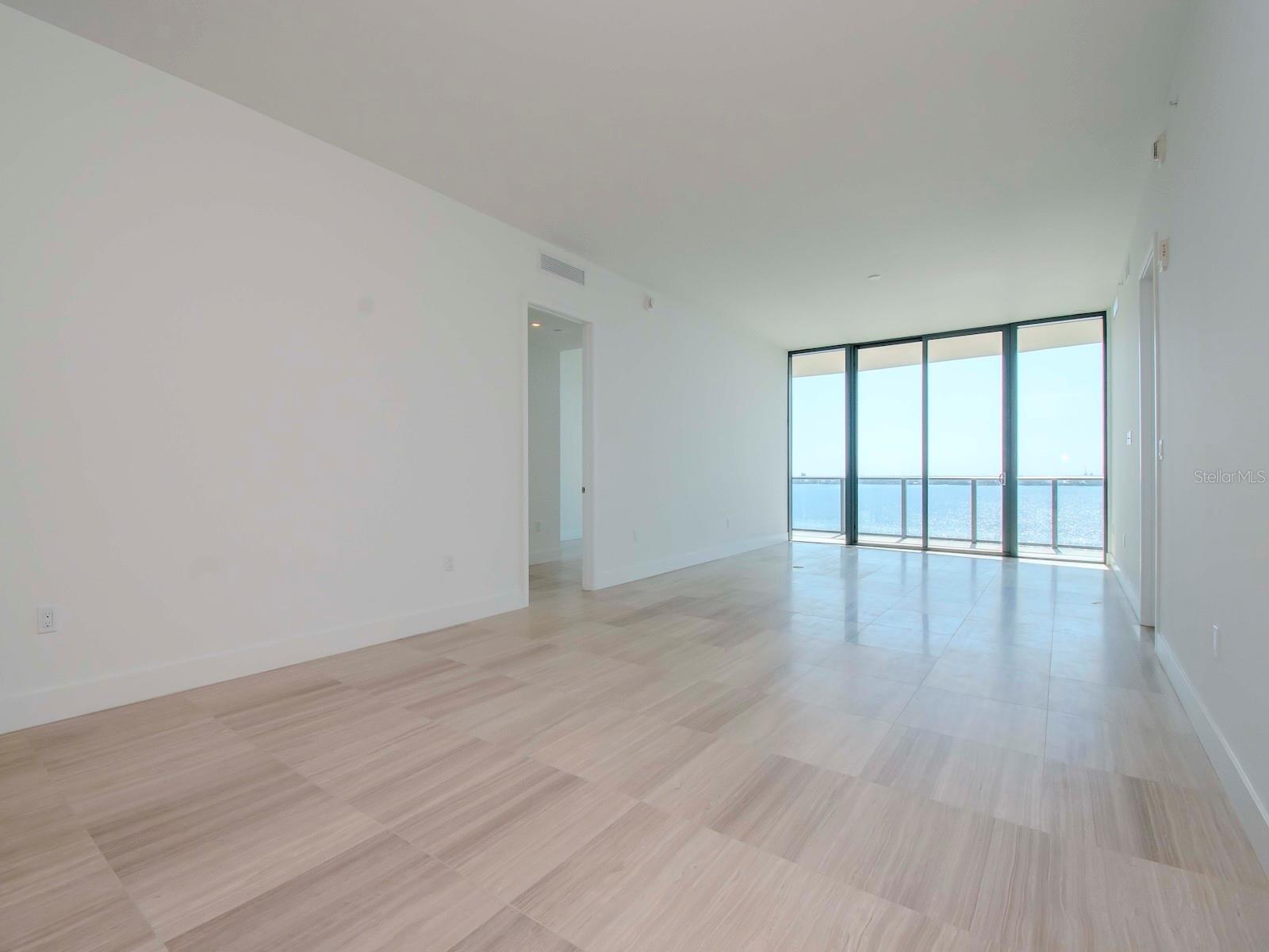 3105 BAY OAKS CONDOMINIUM UNIT 1002 - Residential