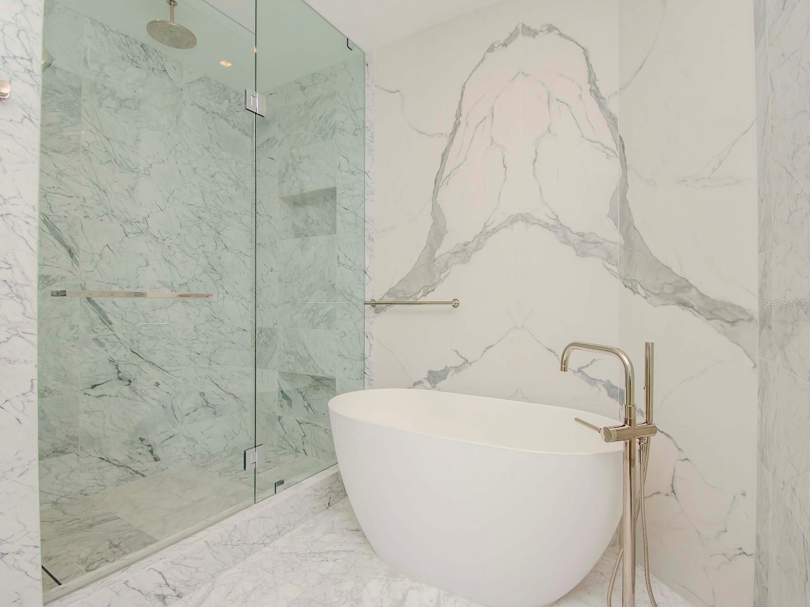 3105 BAY OAKS CONDOMINIUM UNIT 1002 - Residential