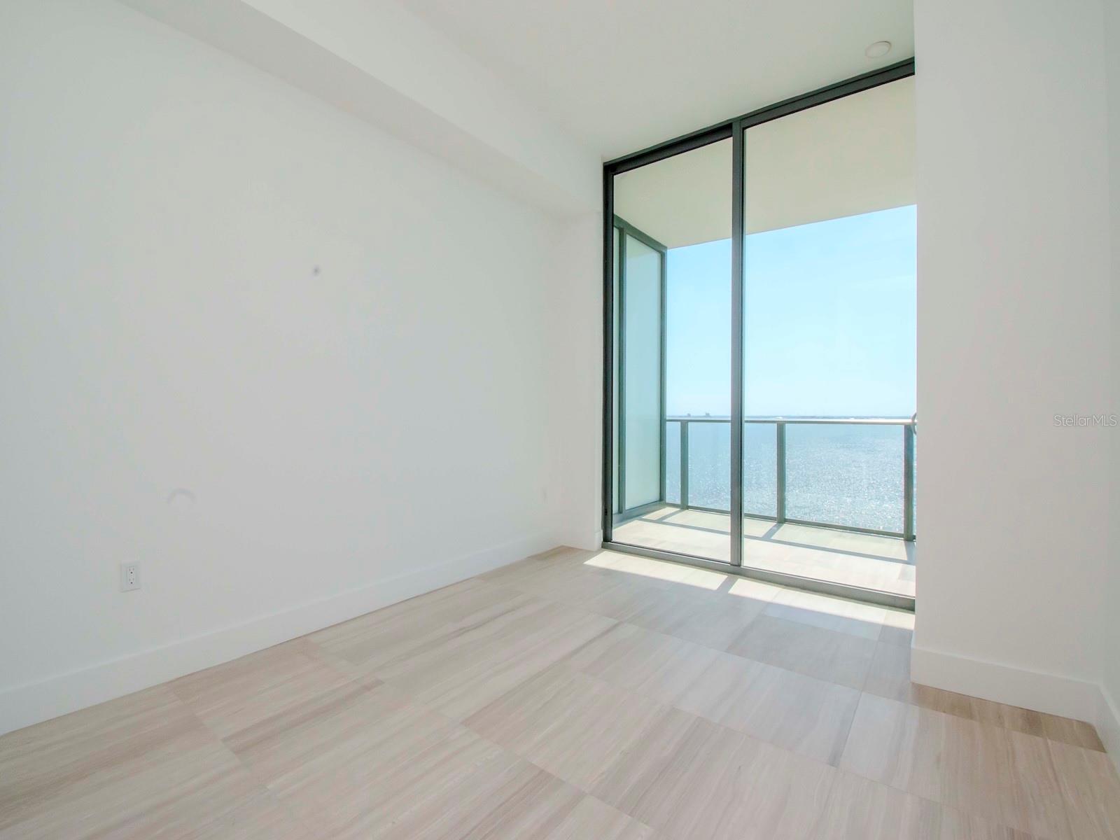 3105 BAY OAKS CONDOMINIUM UNIT 1002 - Residential